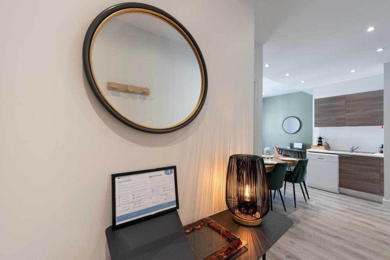 Le Pompadour - Magnifique T2 Place Bellecour 4Eme Etage Sans Ascenseur - 4Th Floor No Elevator Лион Экстерьер фото